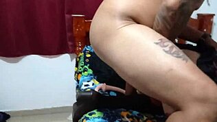 Wow tangkap dia kocok surprise dia trans aku tetap kongkek punggung mainan gergasi