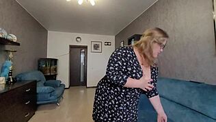 Guru Milf Blonde Seksi Godain Murid Buat Aksi Doggy dan Missionary, Creampie Gede Penuhin Tubuh Berlekuknya