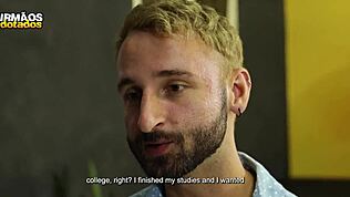 Lakomi stažist vzame pošastnega kurec na delu