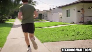 Plukka opp ein fremmed for homofil sex med blowjob og rimming.