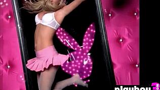 Upeat suuret tissit blondi kypsä malli poseeraa alusvaatteissa ja alasti