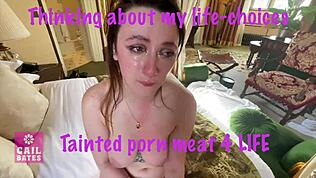 Gail Bates ångrar sina livsval i misogyni-kink