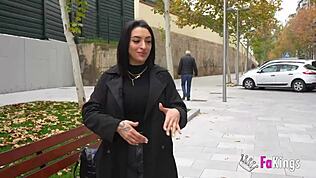 Tour sexual em Madri com tetas enormes de Nelia Estrada