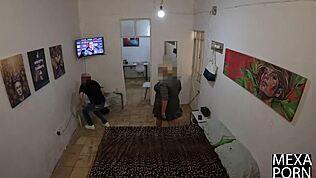 Doña Susi, zrela Mexikanka, nagači mladega 18+ fanta, aspiranta za porno, oops!