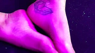 Gila Suka Latina Brazil Bertato Tetek Gergasi Piercing Main Lidah Punggung Besar