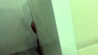 卒業パーティー学校トイレ隠し撮り若い娘オナニー落ちネット