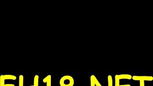 섹시한 18세 여자—자지 감당할 수 있을까?