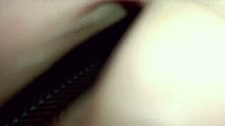 학생 보지 딜도로 벌리고 내 자지로 박아