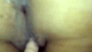 Wah, MILF Latina Indonesia ini ganas banget main di rumah, gila sih!