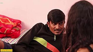 Sabah Erken Devar Bhabhi ile Hint Tarzında Romantik Seks Yapıyor