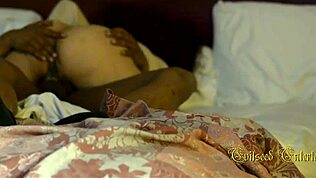 Latina aplecată pentru pula mare a hoților în doggy homemade POV