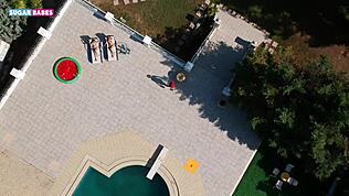 Δες τις λαδωμένες Ευρωπαίες λεσβίες να τρίβουν τις υγρές πούτσες μέχρι hardcore οργασμό