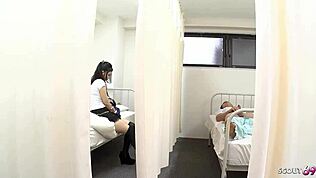 Ooit een kleine Japanse tiener verleid voor snelle roleplay in ziekenhuis?