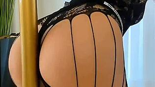 Seksi latina kiusoittelee ja panee tangolla, yritä olla tulematta.