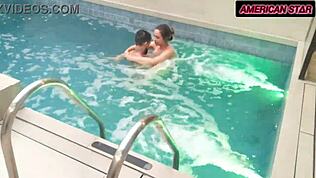 Hon ville slåss på motell, men poolsex lugnade ner henne