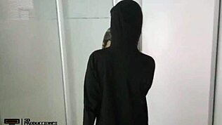 Latina tini mélytorok szop és lenyeli a cumot!