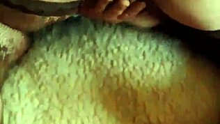 Klaudiaambergirl sanoo: katso mua masturboivan tanssien sukkahousuissa