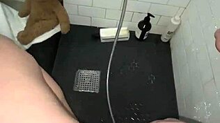 Er denne saudiske elite piges stramme fisse perfekt?