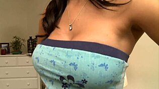 I feel slutty as a brunette whore getting fucked