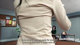 โอ๊ย เราจะฟรียูสครูสาว Whitney OC ที่ตื่นตัวจริงๆ ได้ไหม?