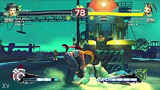 novinha ninja øver karate med sin elev på gaden