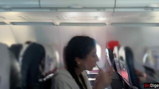 Pernah Tengok Flash Kote Di Pesawat? Dia Buat Saya Pancut Dalam 2 Minit!