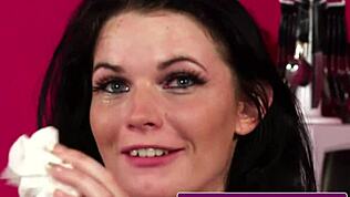 POV büyük memeli hatun sik emip yüzüne döl alıyor