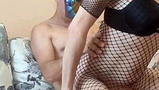 Personale: Filmo porno crudo con la mogliettina in body rete sexy