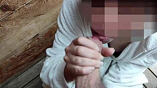 Flash kontol di sauna umum - Guru bantu muncrat meski riskan sama MissCreamy