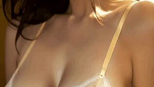 Naimisissa oleva nainen alusvaatteissa särkee sydämeni - Vol 1