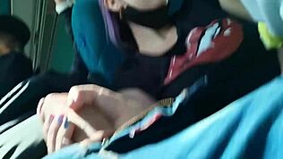 Blowjob dan creampie kongkek dalam bas awam dengan pelacur - BlakeProductions