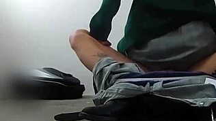 Fodendo com Colegiala Mexicana, Alunos Mexicanos Fodendo no Depósito de Intendência