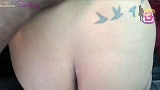 Arabada koca yarrak sikişi neredeyse yakalandı!