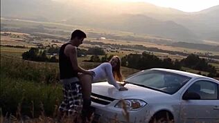 Йо, виж тази мръсна и рискована публична компилация