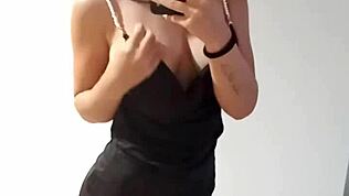 Želiš li da vidiš ove velike prirodne sise na prelepoj seksi devojci?