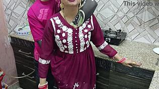 Bhabhi India Dikongkek Keras Devar Di Dapur