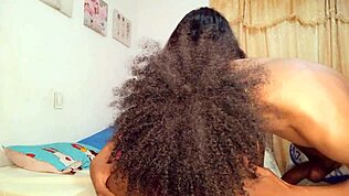 Quer ver sexo suave com essa gata nova 18+ bunduda linda?