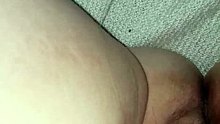 Μικρό απόγευμα δαχτυλάκι στο μουνί