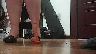 Drvi kurac s petami v solo fetiš sceni