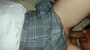 Боли, спирай моля, степа таткото ми влиза в стаята ми през нощта когато сме сами!