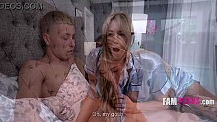 Laat stiefmoeder zien hoe je masturbeert in deze retro POV scène