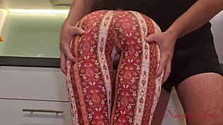 Pembantu bersih selalu biar aku kongkek untuk tip extra