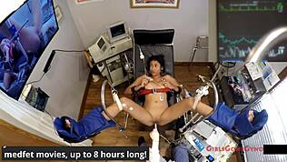 Miss Mars królikiem doświadczalnym dr. Tamy i pielęgniarki Kristen w e-stim eksperymentach!