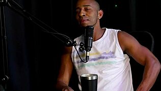 musta huippu naida läpinäkyvä punainen kuuluisien naisten kanssa