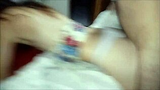 Vaimoni ensimmäinen porno, hän on niin tuhma