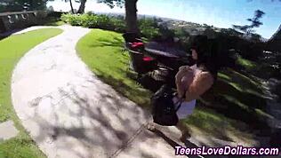 Jeg knullet den POV-tenåringen 18+ for penger og det var vilt