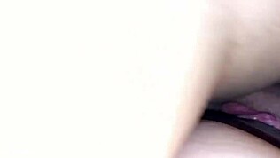 Petrecere amator reală sâmbătă cu 2 prieteni, dublă penetrare multă și gozadă