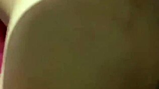 ちっちゃいピナイが家で彼氏とエロトーク