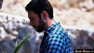 Teta grande 18+ cavalgando pau em história 😏