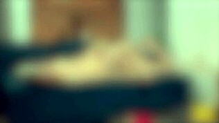 Rim4K: Venäläinen blondi ja brunetti luonnollisilla kropilla hemmottelevat yhteisillä nautinnoilla nuolemalla ja rimjobilla